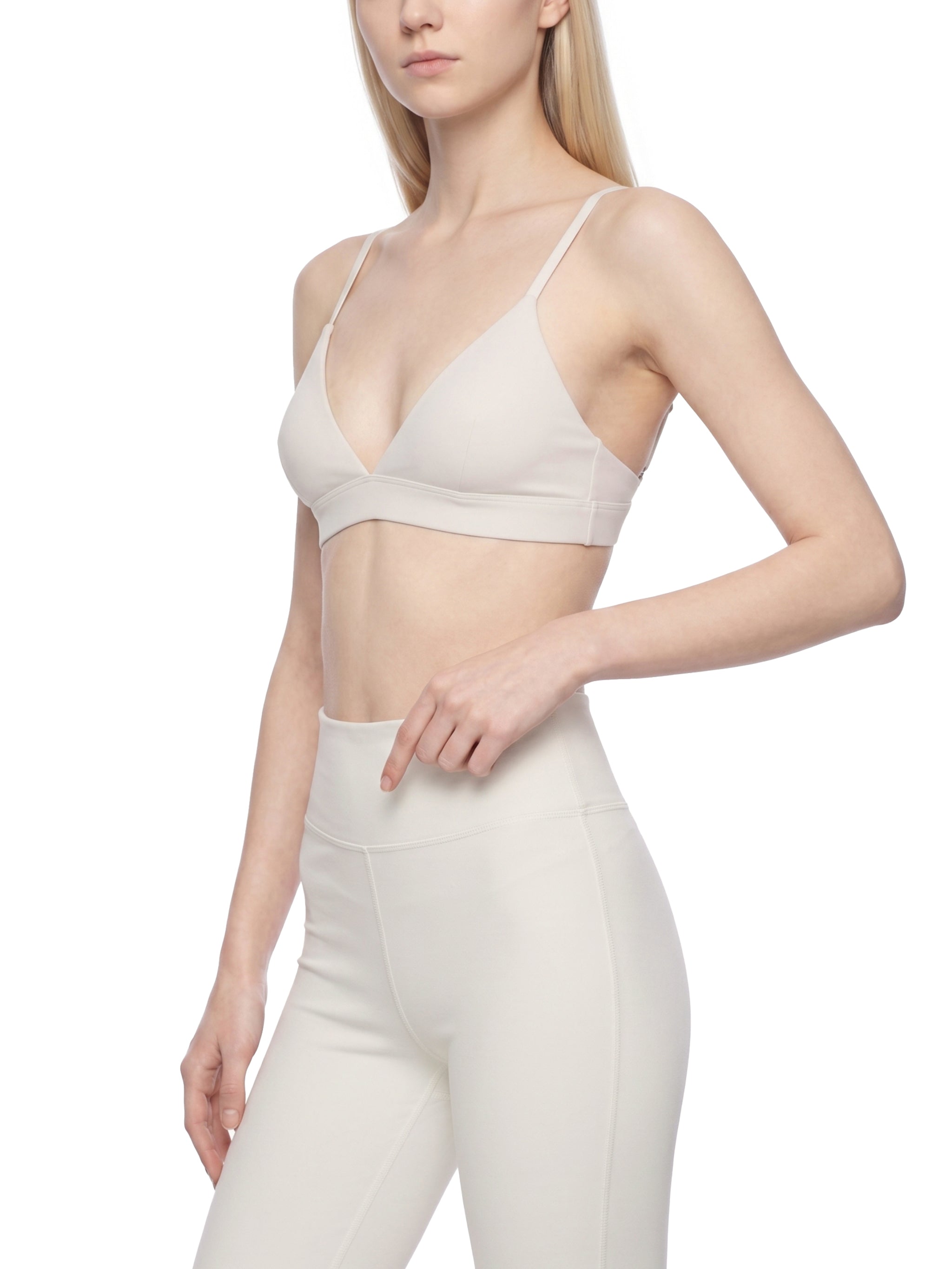 Women’s Cropped V-Neck Sports Bra